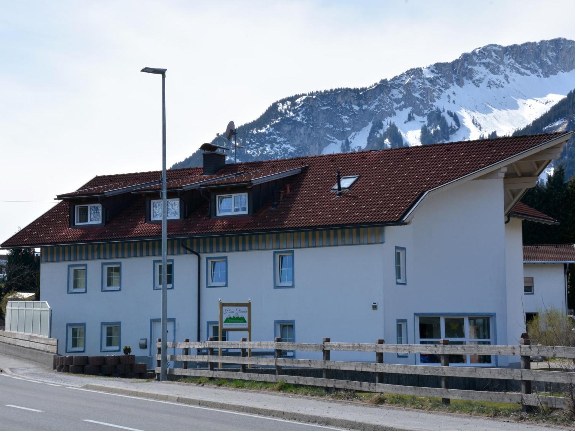 Apartamento Haus Claudia Reutte Exterior foto